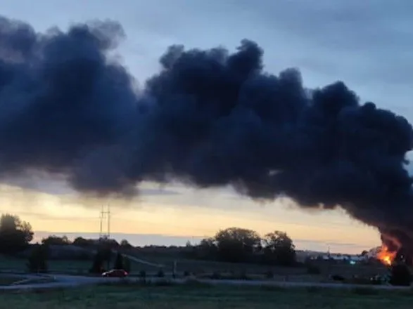 В Финляндии эвакуируют жителей города из-за пожара на свечном заводе