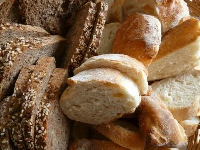 Поляки платять за хліб менше за українців