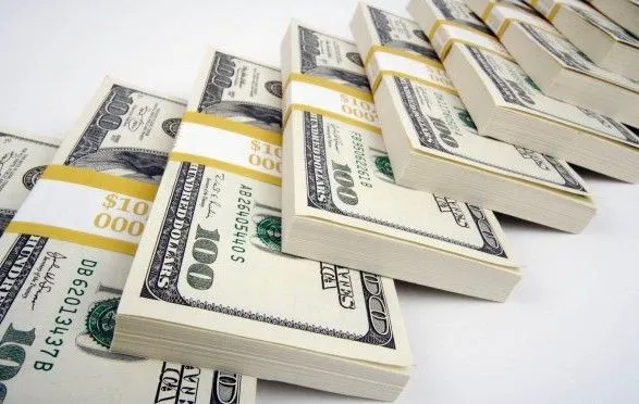 НБУ продав 665 млн доларів для стабілізації гривні - Рада НБУ