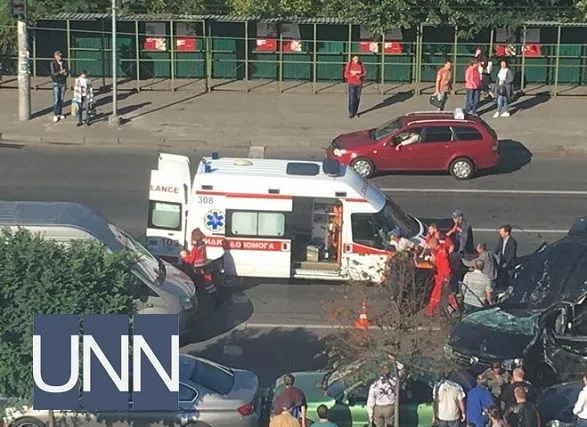 Масштабное ДТП с перевернувшимся авто в Киеве: полиция рассказала подробности