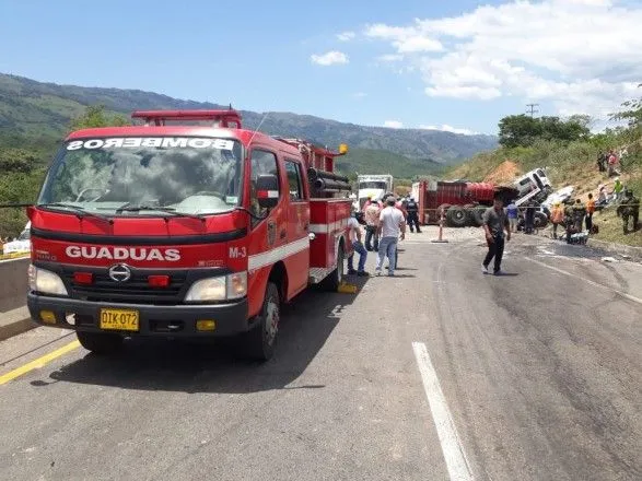 В Колумбии восемь человек погибли в результате наезда грузовика на толпу