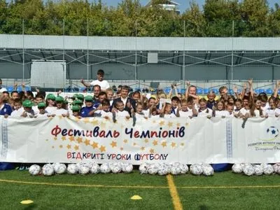 В Україні стартував новий сезон дитячих фестивалів з футболу