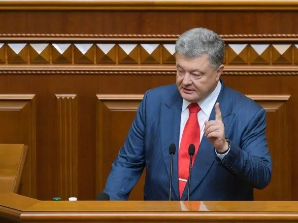Президент розповів, коли запрацює закон про особливий порядок самоврядування на Донбасі