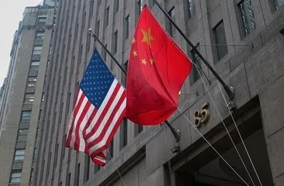 Китай потрапив під нові санкції США через закупівлі російських винищувачів та ракет