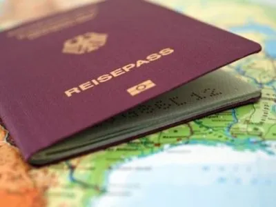 Клімкін: Угорщина не буде роздавати українцям громадянство просто так