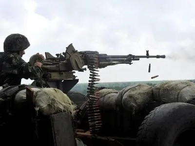 Бойовики 17 разів обстріляли позиції українських військових, є поранений