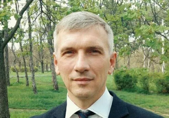 politsiya-odeskomu-aktivistu-olegu-mikhayliku-nadali-okhoronu