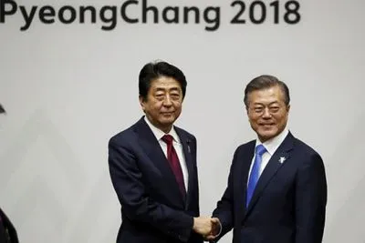 Прем'єр Японії проведе переговори із президентом Південної Кореї на наступному тижні