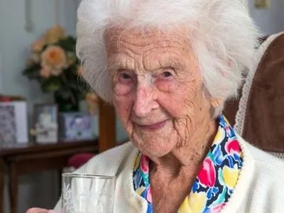 Старейшая жительница Великобритании поделилась секретом долголетия