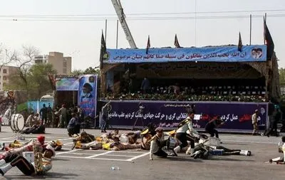 Уряд Ірану оголосив траур за загиблими під час теракту на військовому параді