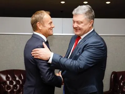 Туск похвалил Украину за "впечатляющий прогресс" несмотря на войну и российскую агрессию