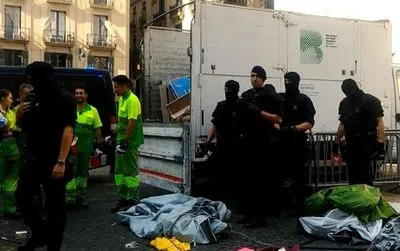 Поліція Каталонії знесла наметове містечко прихильників незалежності