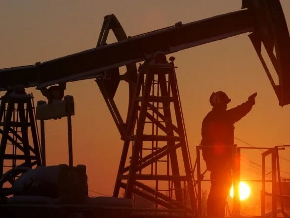 Саудівська Аравія продовжить нарощувати видобуток нафти заради стабілізації цін
