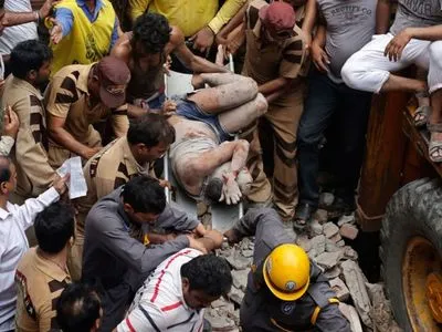 В Индии обрушилось жилое здание: погибли дети