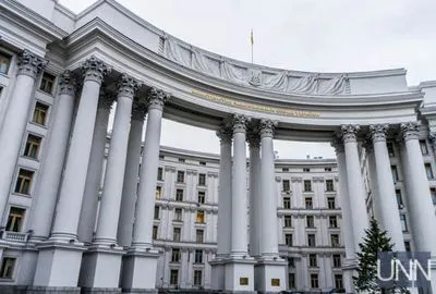 Украина направила ноту протеста РФ в связи с очередным "гумконвоем"