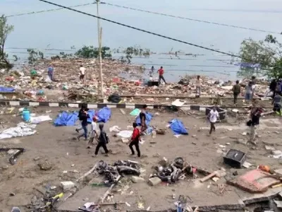 В Індонезії повідомили про 384 загиблих внаслідок землетрусу і цунамі
