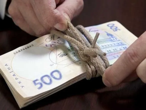 Посадовець держслужби праці вимагав від підприємця 50 тис. грн