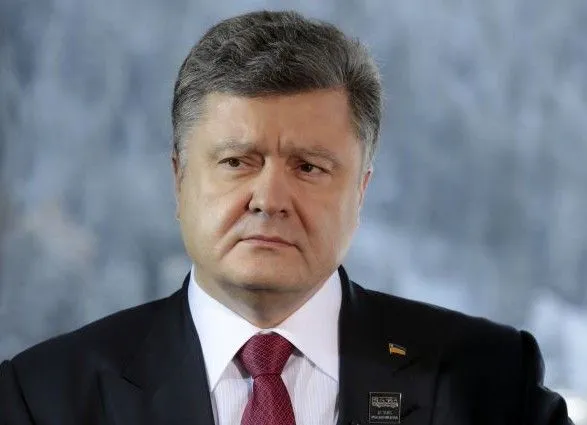 Путин пытается подорвать ситуацию внутри Украины накануне выборов - Порошенко