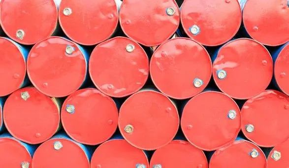Создание резерва нефти может привести к поднятию акцизов в полтора раза - эксперт