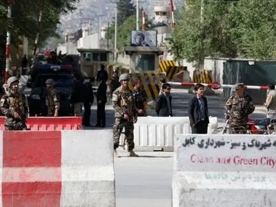 У результаті атаки смертника в Афганістані загинуло 13 осіб