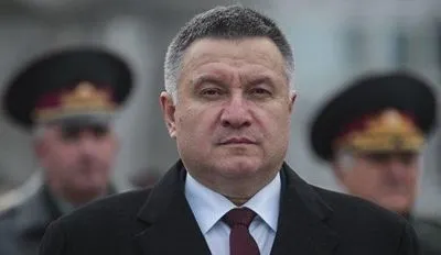 Аваков заявив, що в Україні впізнали причетного до вивезення Януковича "нападника з Солсбері"