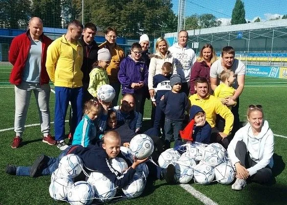 federatsiya-futbolu-pidtrimala-blagodiyniy-proekt-kids-autims-games