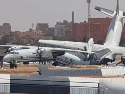 В аэропорту Судана столкнулись украинские самолеты