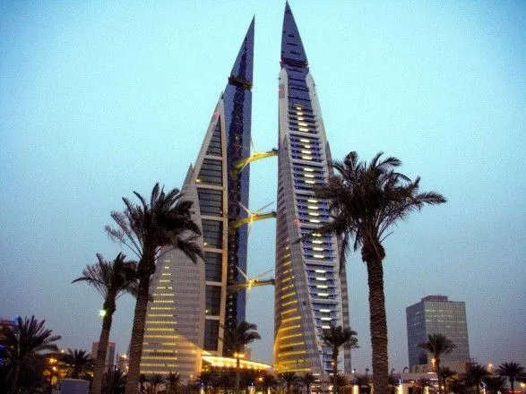 Reuters: Саудовская Аравия, Кувейт и ОАЭ выделят 10 млрд долларов помощи Бахрейну