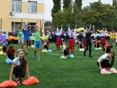 У Кропивницькому відкрили сучасне футбольне міні-поле