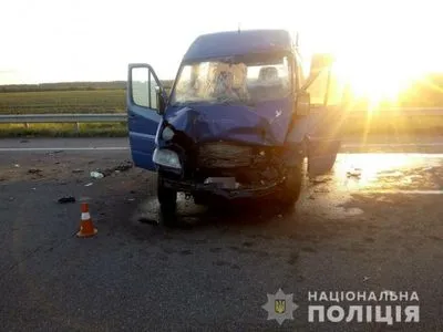 В Николаевской области произошло ДТП с подъемным краном: пострадали шесть иностранцев и киевлянин