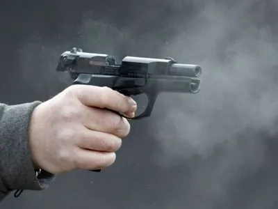 У Києві невідомі стріляли у 42-річного чоловіка з вогнепальної зброї