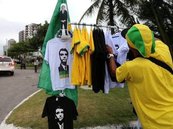 Опитування підтвердили лідерство Болсонару напередодні президентських виборів в Бразилії
