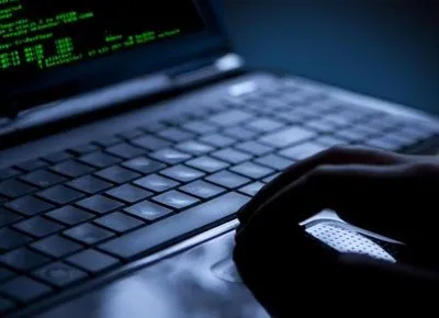 Порошенко попередив нових членів ЦВК про російські кібератаки під час майбутніх виборів