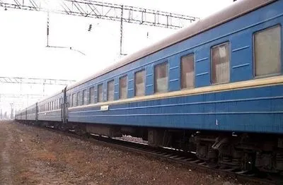 Заснув на колії: на Львівщині п'яний чоловік потрапив під потяг