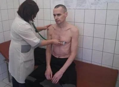 В посольстве США прокомментировали прекращении голодовки Сенцовым