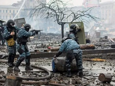 Суд 16 октября продолжит заседание по делу о расстрелах на Майдане