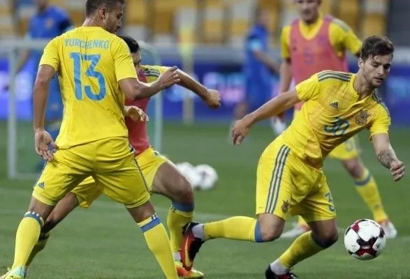 Сборная Украины по футболу проведет открытую тренировку перед матчем с чехами