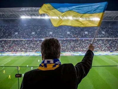 Порошенко пообещал "Таврии" новый стадион в Херсоне