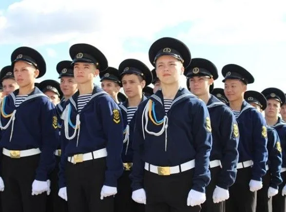 Более 100 курсантов из Крыма учатся в Херсонской морской академии