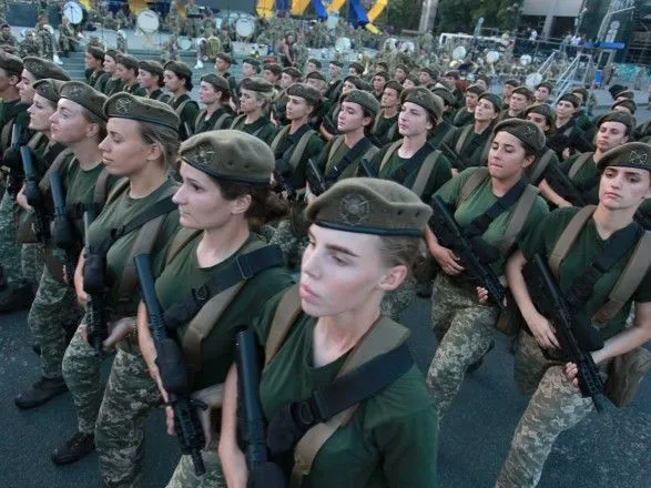 День защитника Украины перестал быть праздником исключительно мужчин - Порошенко
