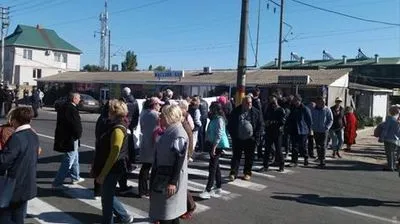 На Одещині перекрили трасу, протестуючи проти забудови узбережжя