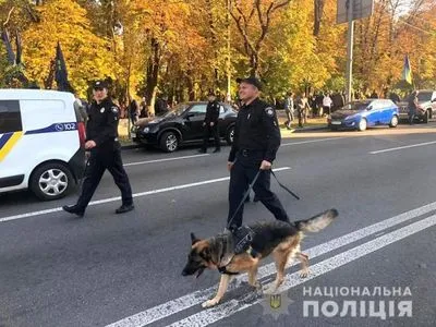 Полиция провела профилактическую беседу с участниками массовых акций в Киеве