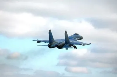 Су-27, вероятно, начал падать еще над селом - полиция
