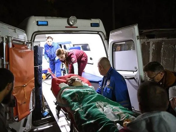 Трое пострадавших в Керчи находятся в тяжелой коме, у остальных раненых сложные рваные раны