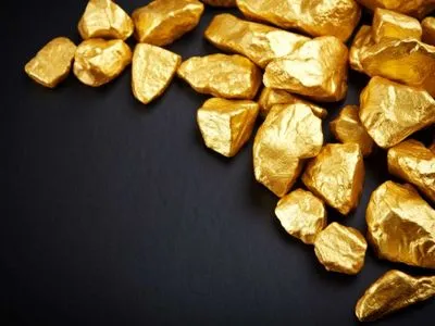 Велику партію золотих злитків знайшли у посилці на Львівщині