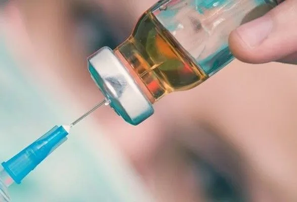Украинцы смогут бесплатно вакцинироваться в частных клиниках