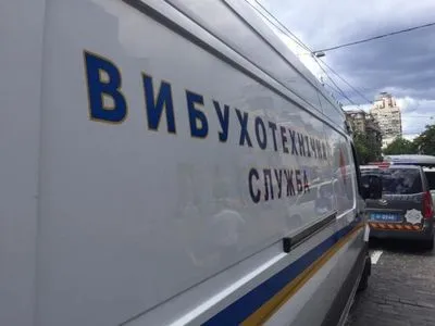У Львові шукають вибухівку одразу у десятьох будівлях, людей евакуюють