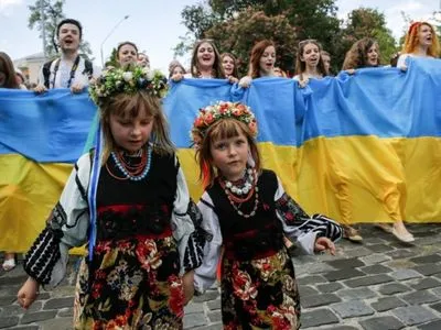 За 8 месяцев население Украины уменьшилось на 152 тыс. человек