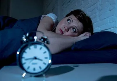 Медик розповів, до яких хвороб призводить пізній відхід до сну