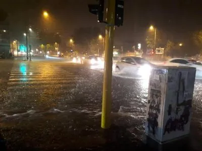 В Риме из-за дождя с градом затопило несколько станций метро